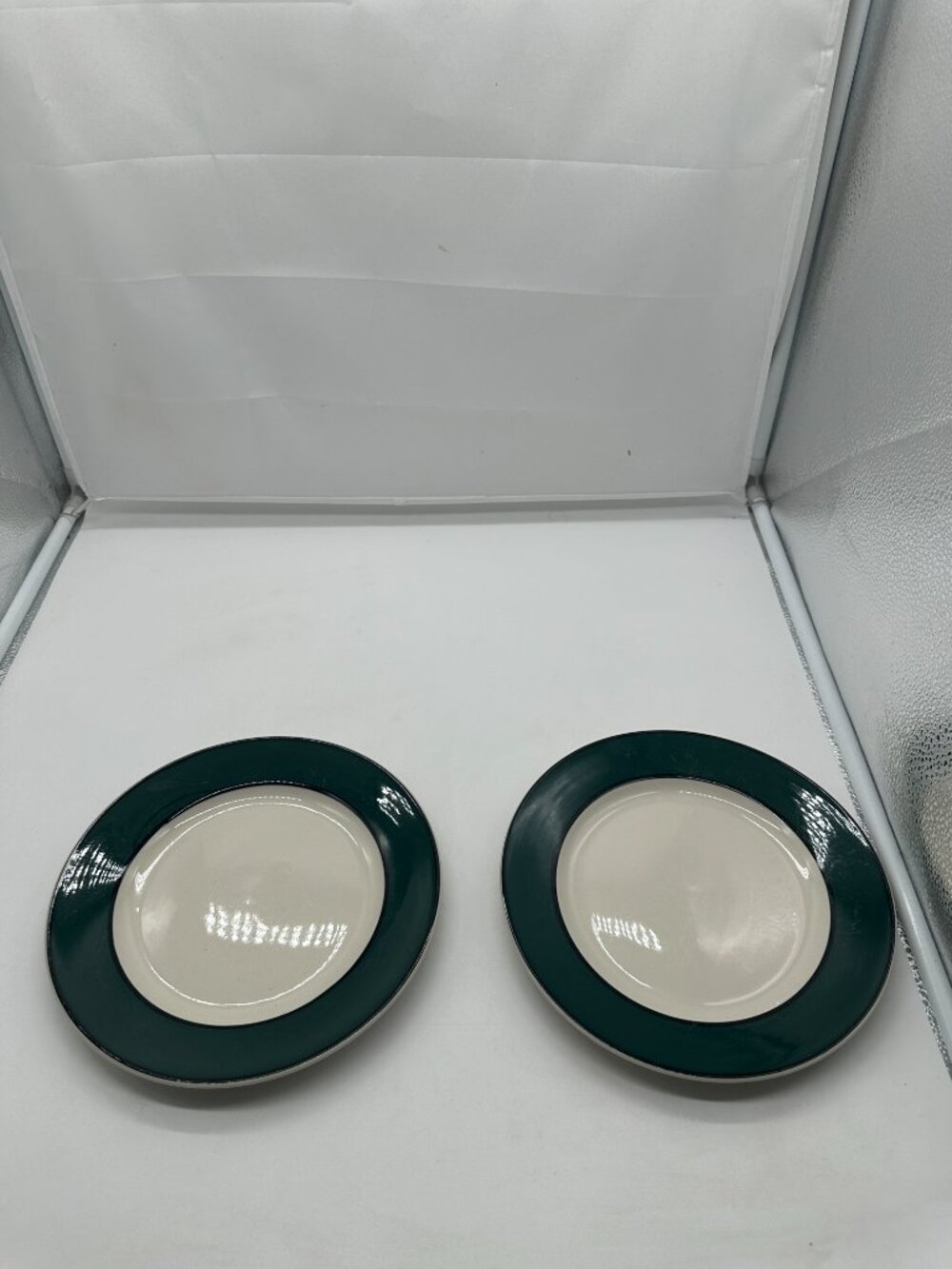 Set of 2 Gibson Hudson Spruce Green Salad Dessert Plate Plates